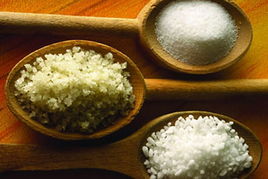 警惕生活中的“隐形盐” 挂面、味精等五大常见来源